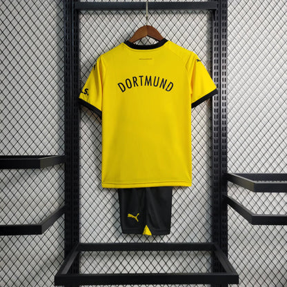 Conjunto Borussia Dortmund 23-24 Local (Niño)