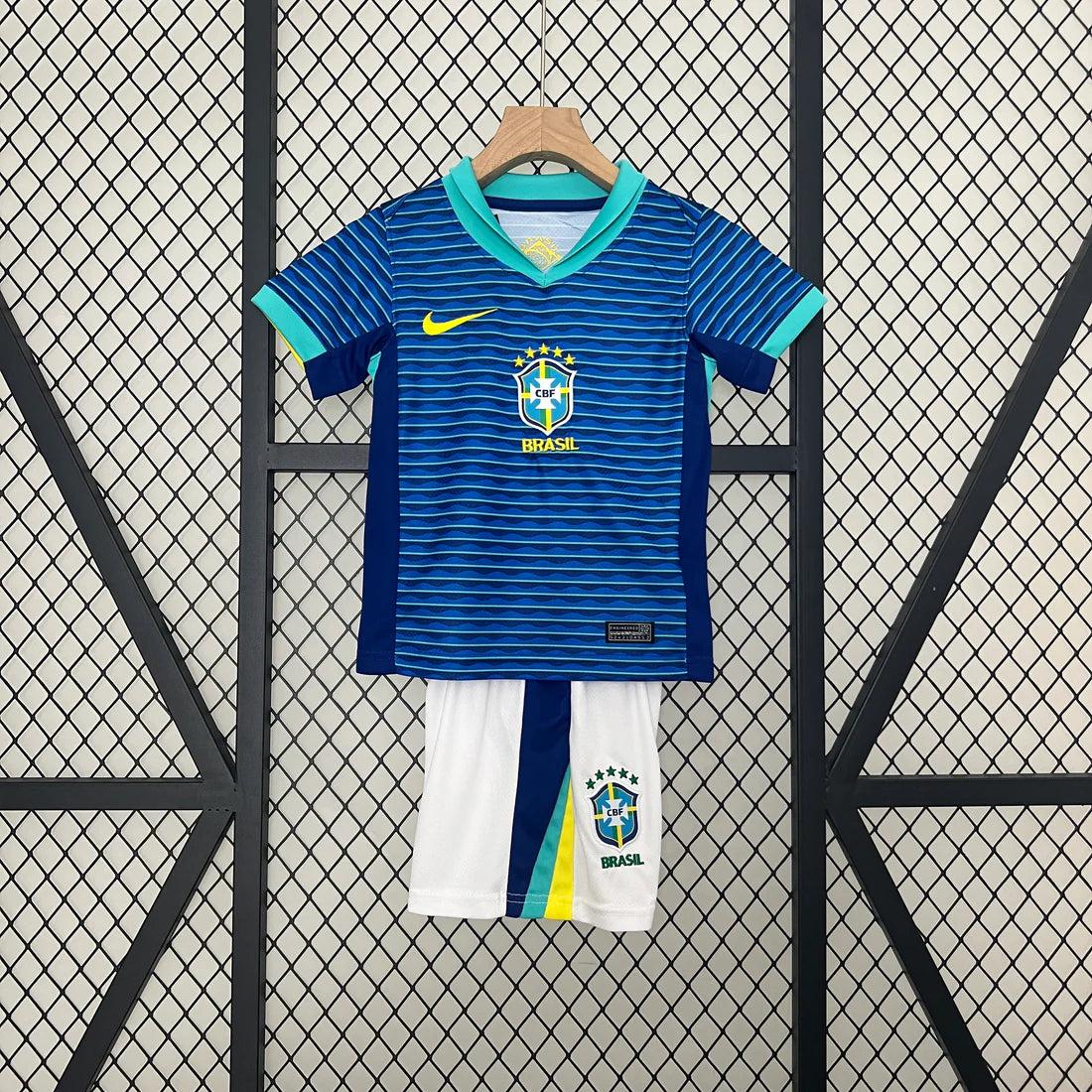 Conjunto Brasil 2024 Visitante Copa América (Niño)