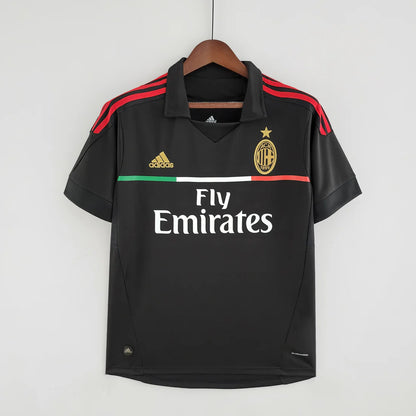 Retro Milan 11-12 Visitante