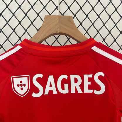 Conjunto Benfica 24-25 Local (Niño)