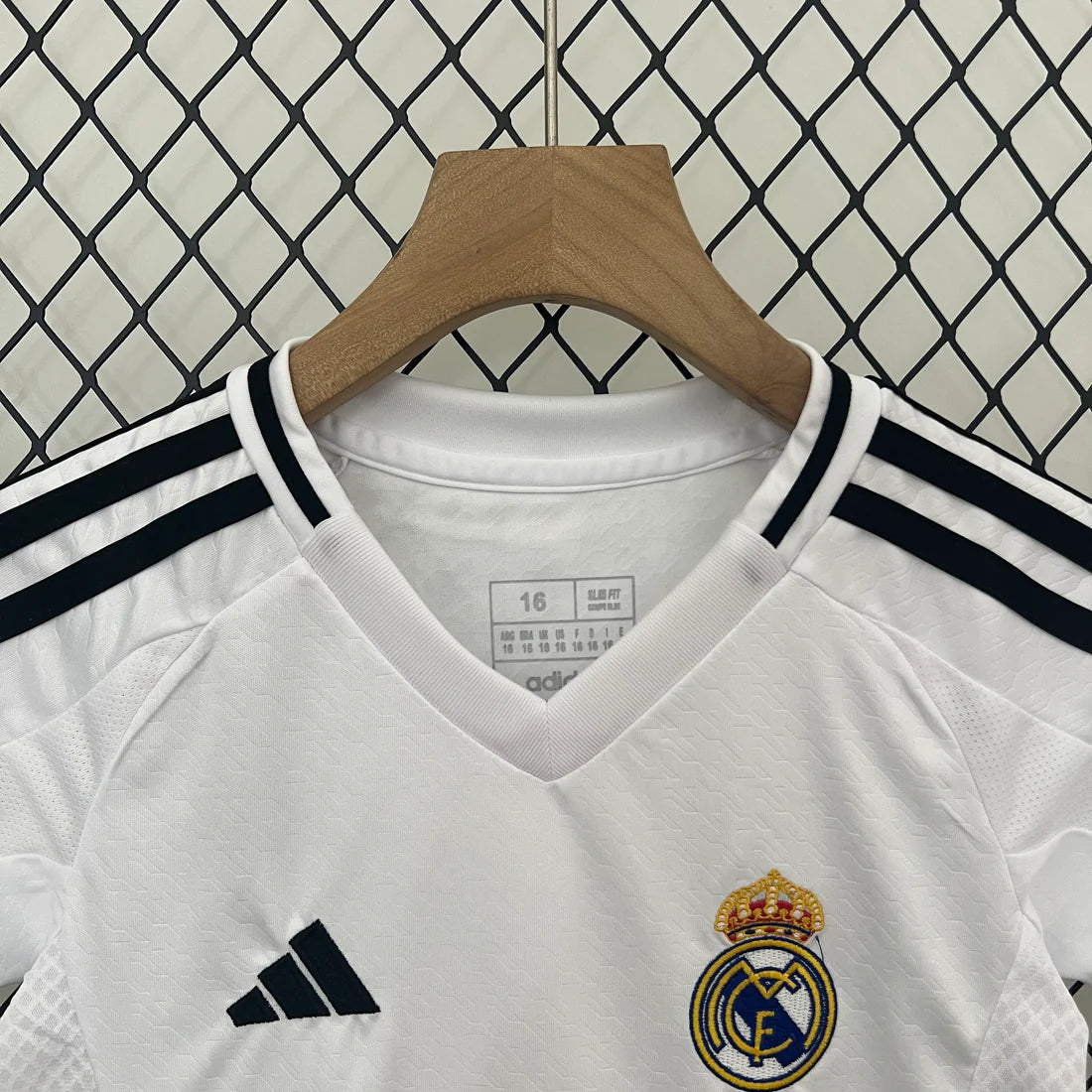 Conjunto Real Madrid 24-25 Local (Niño)