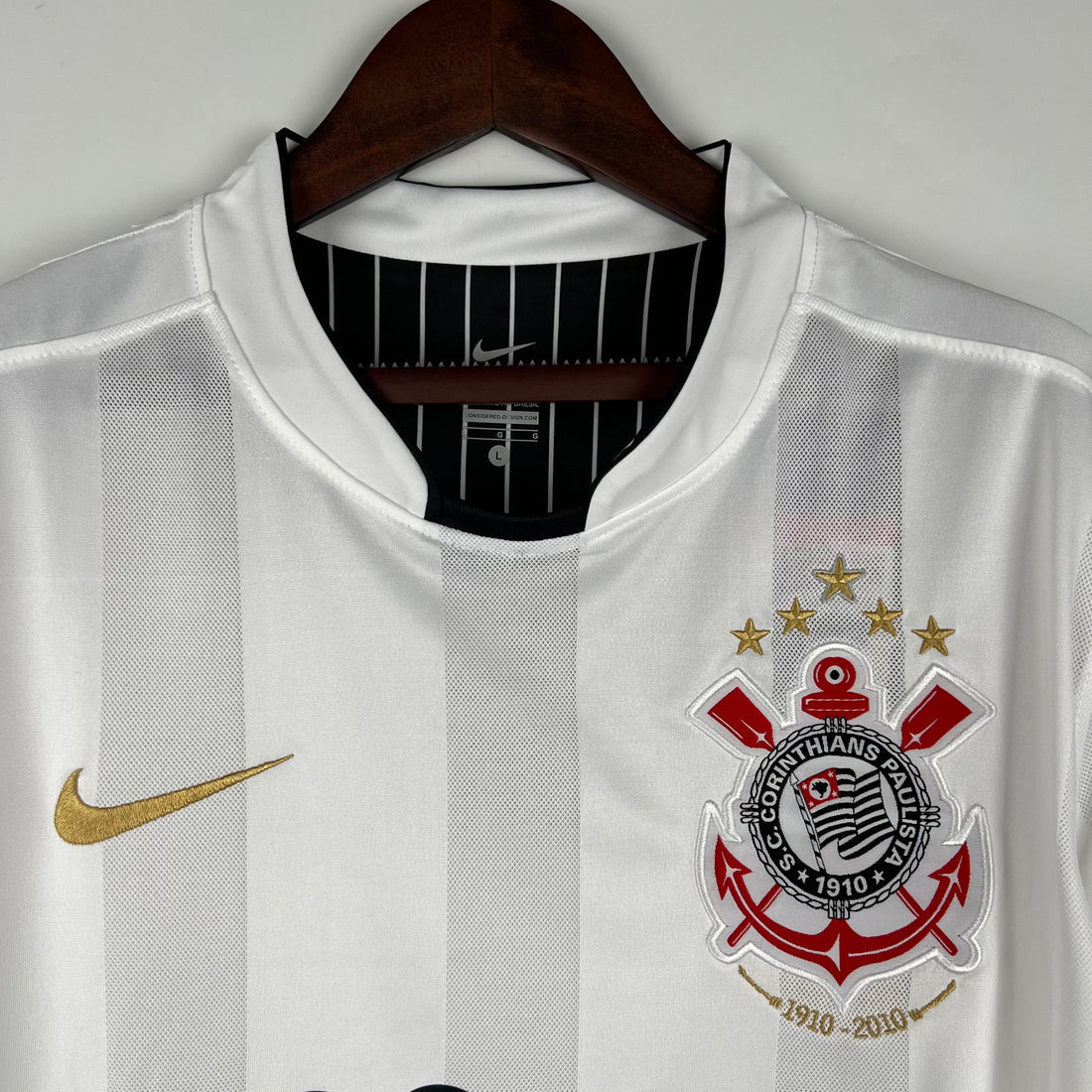 Retro Corinthians 2010 Local