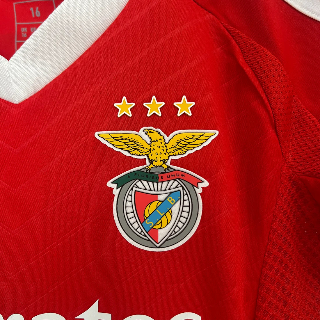 Conjunto Benfica 24-25 Local (Niño)