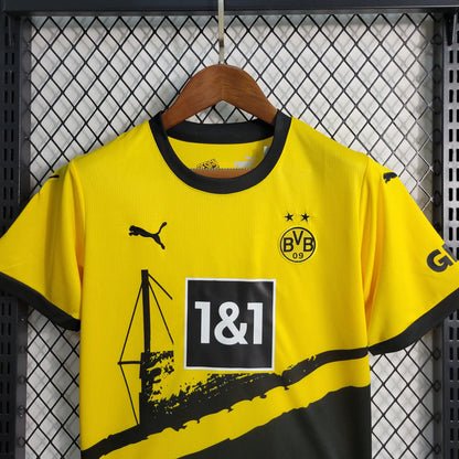 Conjunto Borussia Dortmund 23-24 Local (Niño)