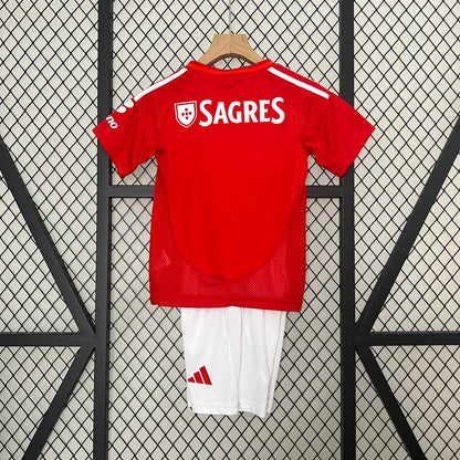 Conjunto Benfica 24-25 Local (Niño)