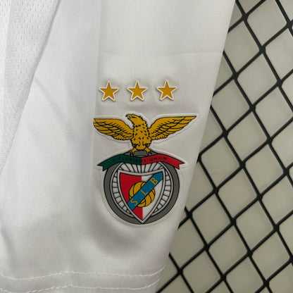 Conjunto Benfica 24-25 Local (Niño)