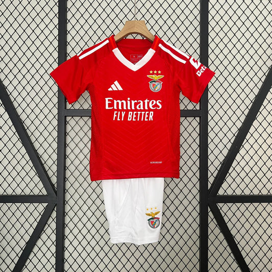 Conjunto Benfica 24-25 Local (Niño)