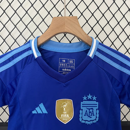 Conjunto Argentina 2024 Visitante Copa América (Niño)