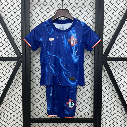 Conjunto Chels 24-25 Local (Niño)