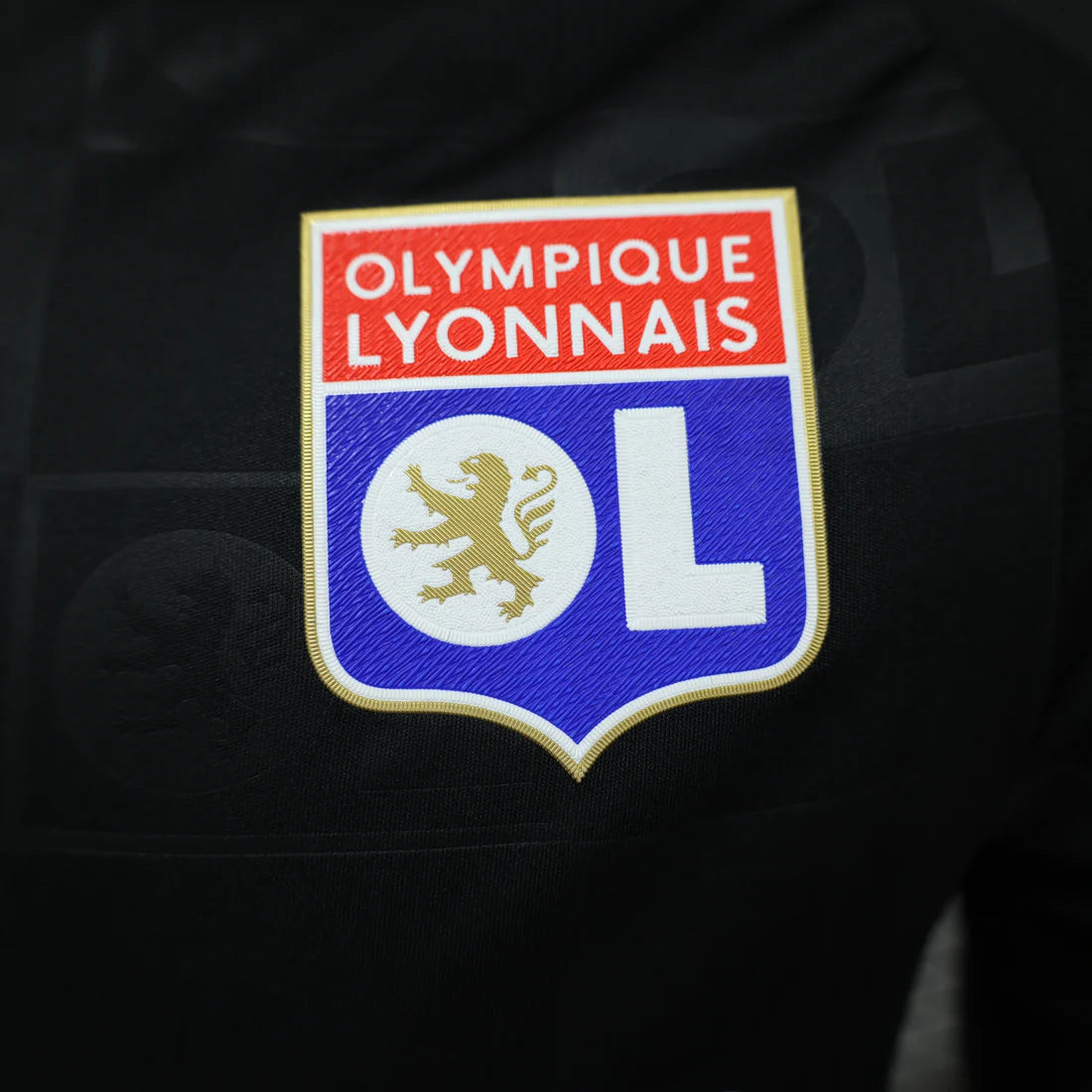 Olympique de Lyon 24-25 Visitante