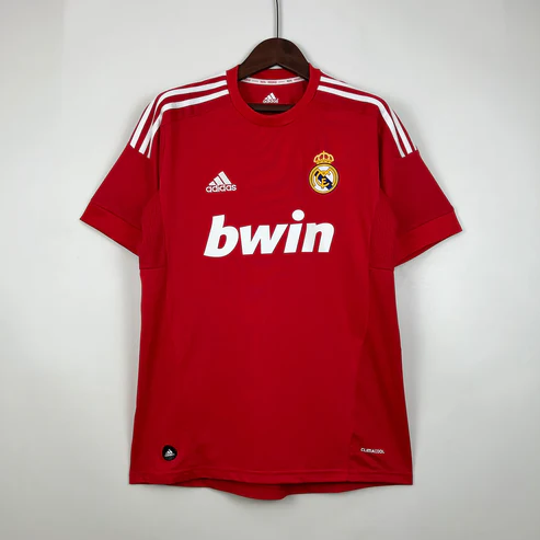0d1c8b27 Retro Real Madrid 11-12 Tercera