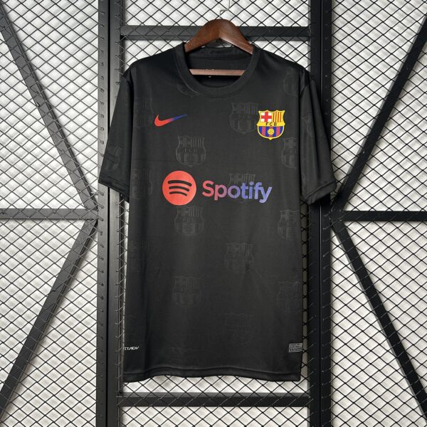 b6d21bb8 Barcelona 25-26 Edición Especial